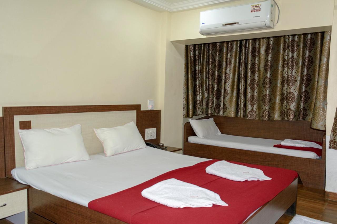 Hotel Mukesh Residency Pune Exterior foto